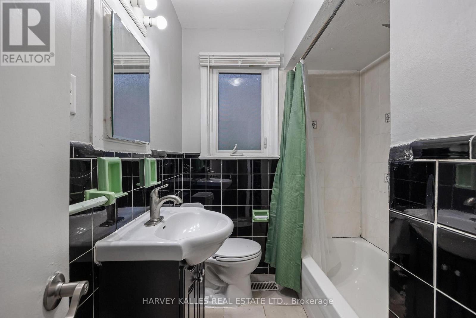 Main - 128 Bogert Avenue, Toronto, Ontario M2N 1K8 - Photo 10 - C13819858