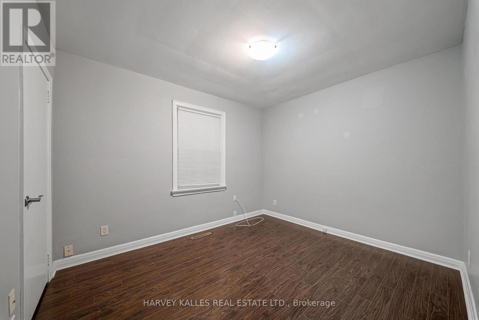 Main - 128 Bogert Avenue, Toronto, Ontario M2N 1K8 - Photo 11 - C13819858