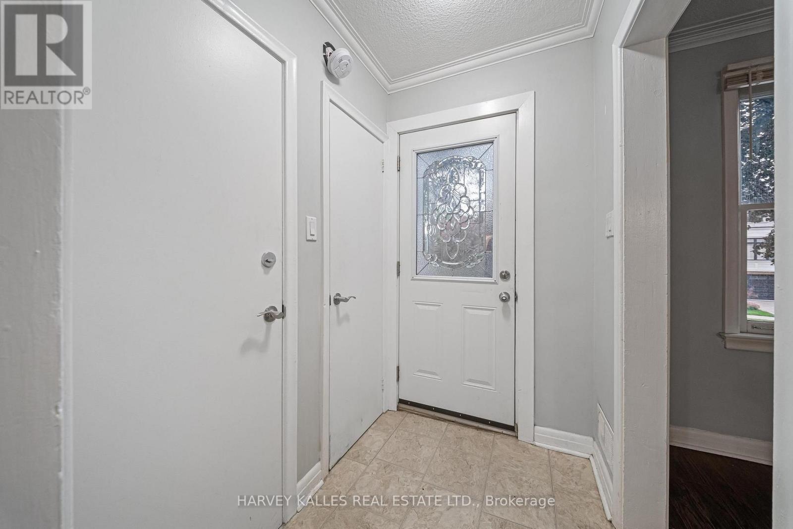 Main - 128 Bogert Avenue, Toronto, Ontario M2N 1K8 - Photo 19 - C13819858