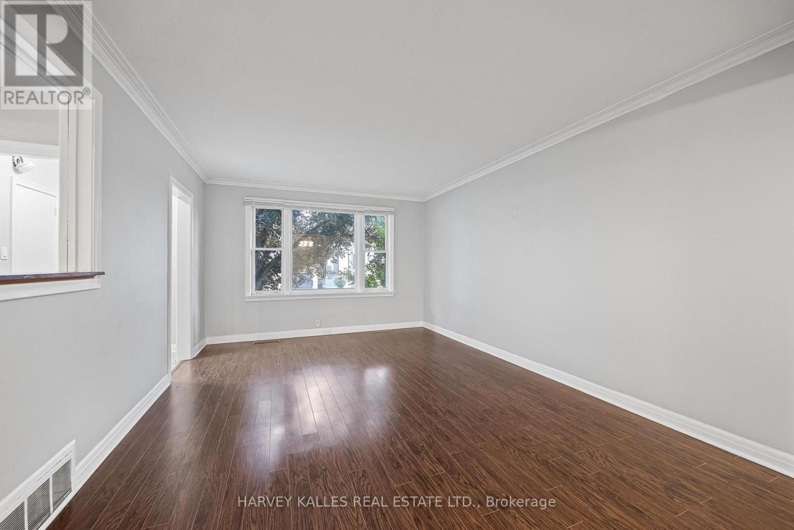 Main - 128 Bogert Avenue, Toronto, Ontario M2N 1K8 - Photo 3 - C13819858