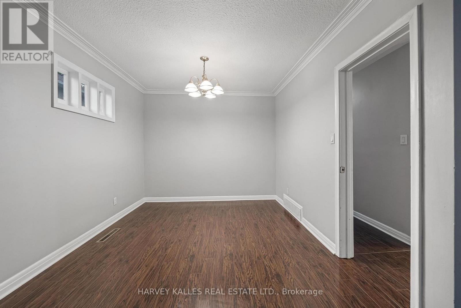 Main - 128 Bogert Avenue, Toronto, Ontario M2N 1K8 - Photo 4 - C13819858