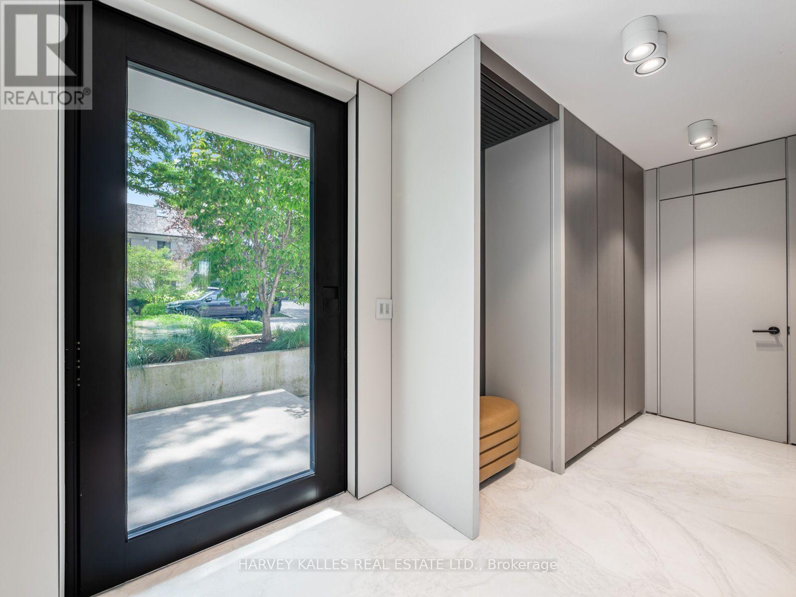 75 Ardwold Gate, Toronto, Ontario M5R 2W1 - Photo 4 - C13820026