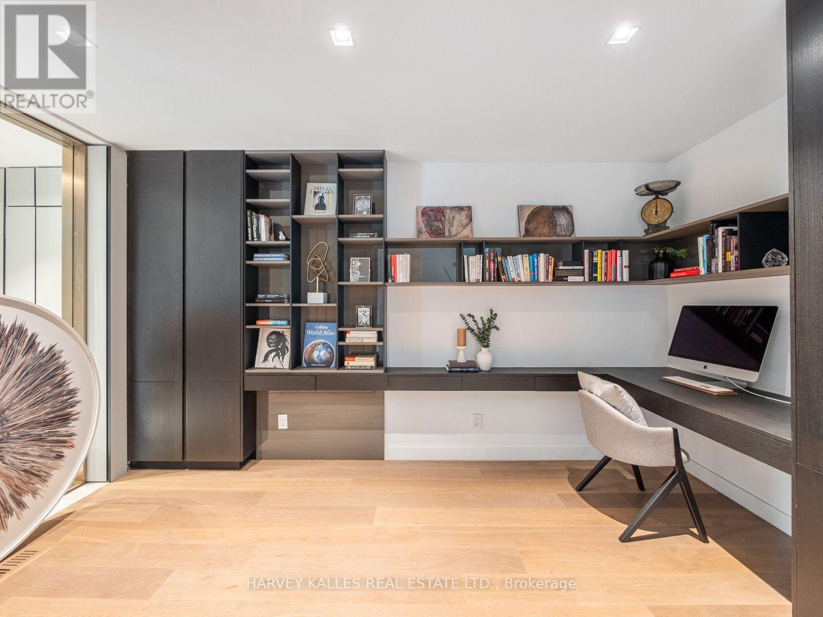 75 Ardwold Gate, Toronto, Ontario M5R 2W1 - Photo 5 - C13820026
