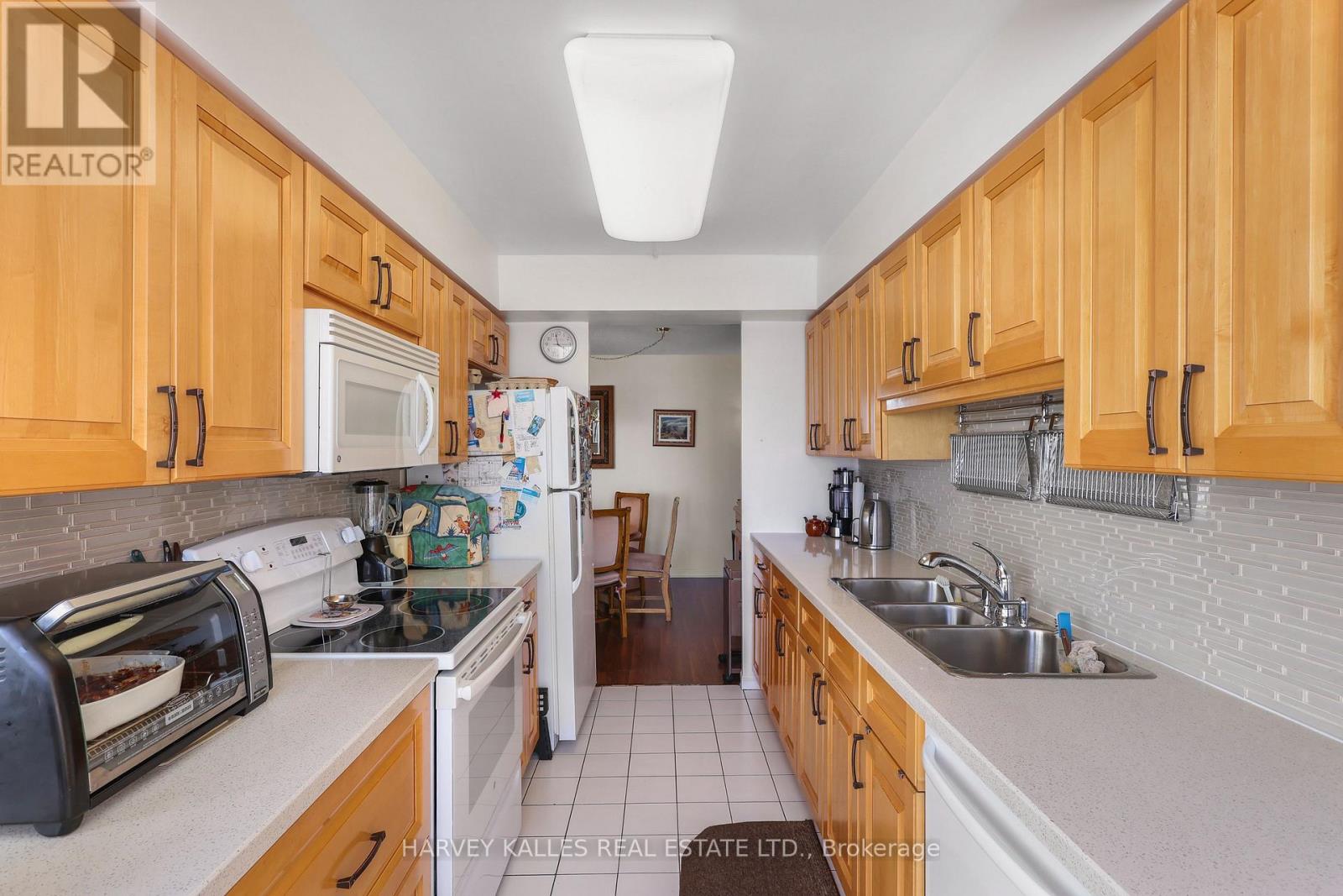605 - 1121 Steeles Avenue W, Toronto, Ontario M2R 3W7 - Photo 11 - C13820088