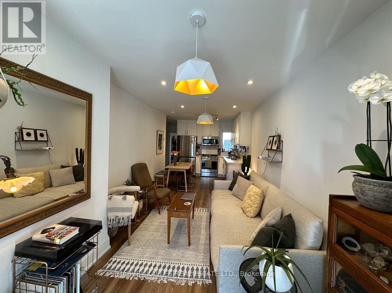 1 - 976 Shaw Street, Toronto, Ontario M6G 3M7 - Photo 6 - W13820614