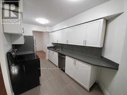 710 - 633 Bay Street, Toronto, Ontario M5G 2G4 - Photo 4 - C13820724