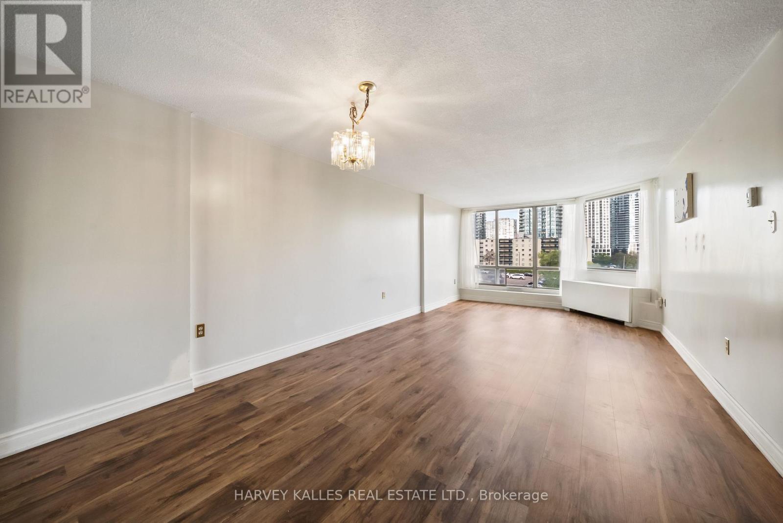505 - 25 FAIRVIEW ROAD, Mississauga, Ontario