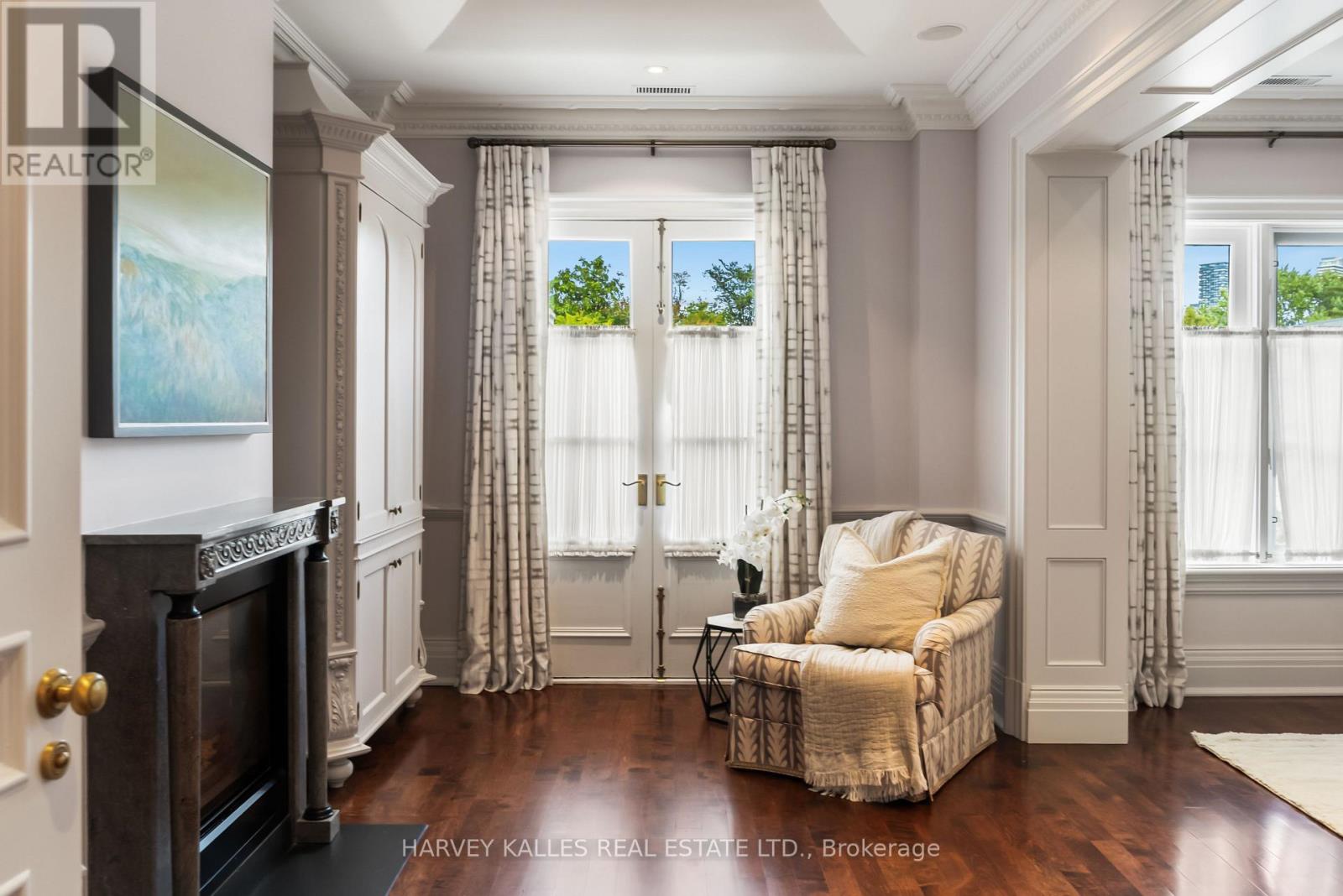 250 Forest Hill Road, Toronto, Ontario  M5P 2N5 - Photo 22 - C13822454