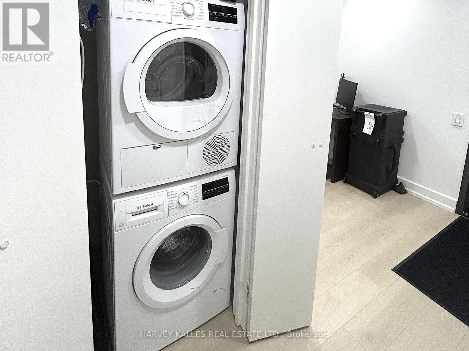 610 - 233 Carlaw Avenue, Toronto, Ontario M4M 3N6 - Photo 12 - E13824154