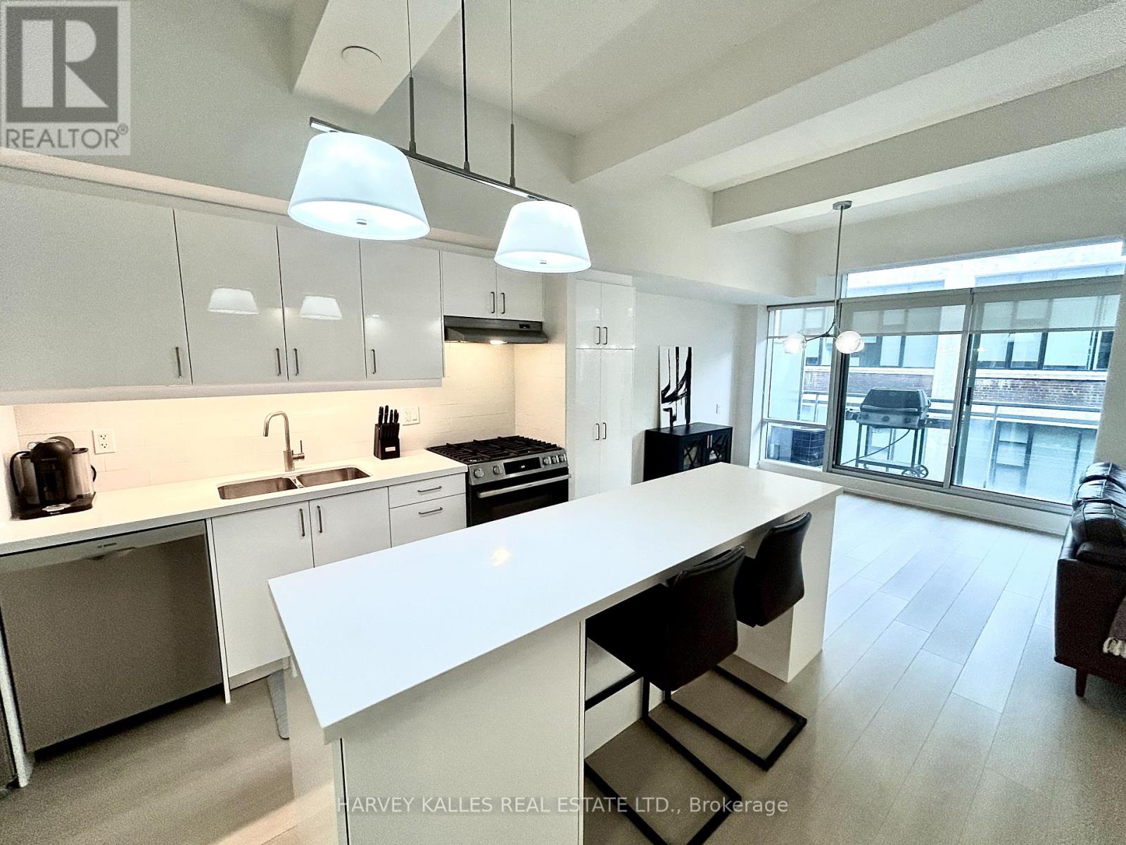 610 - 233 Carlaw Avenue, Toronto, Ontario M4M 3N6 - Photo 4 - E13824154