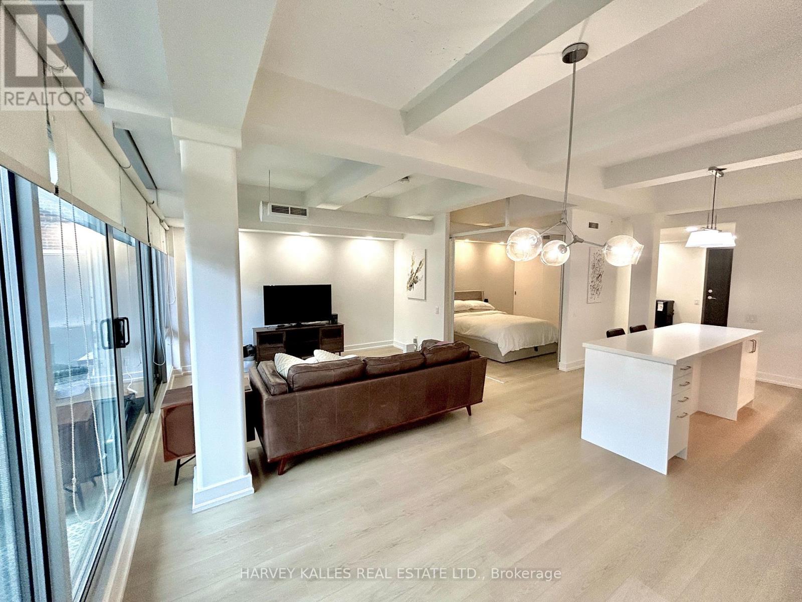 610 - 233 Carlaw Avenue, Toronto, Ontario M4M 3N6 - Photo 7 - E13824154