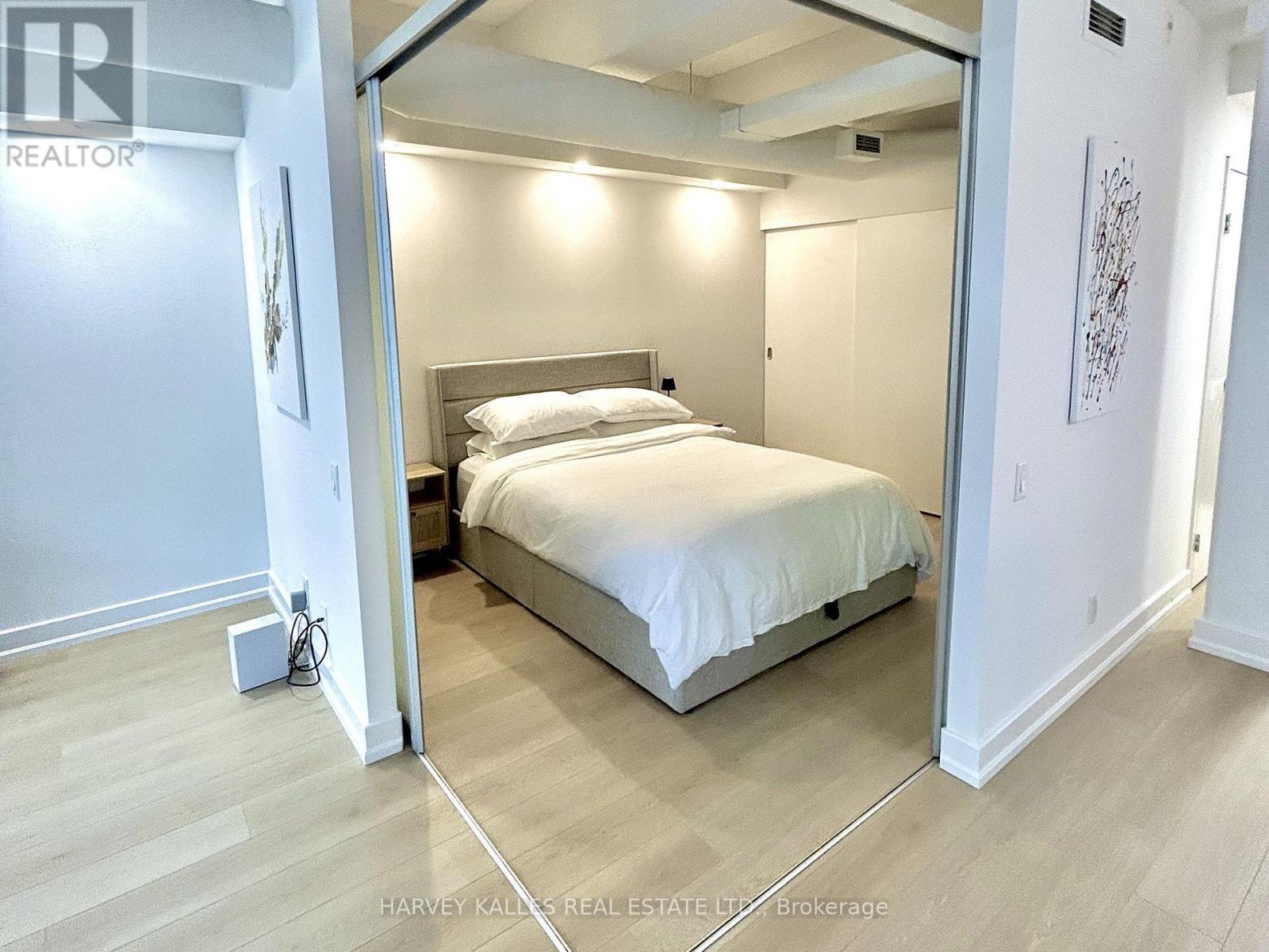 610 - 233 Carlaw Avenue, Toronto, Ontario M4M 3N6 - Photo 8 - E13824154