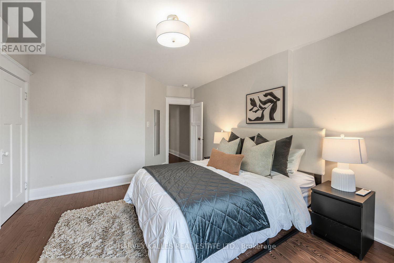 61 Appleton Avenue, Toronto, Ontario M6E 3A4 - Photo 15 - C13824332
