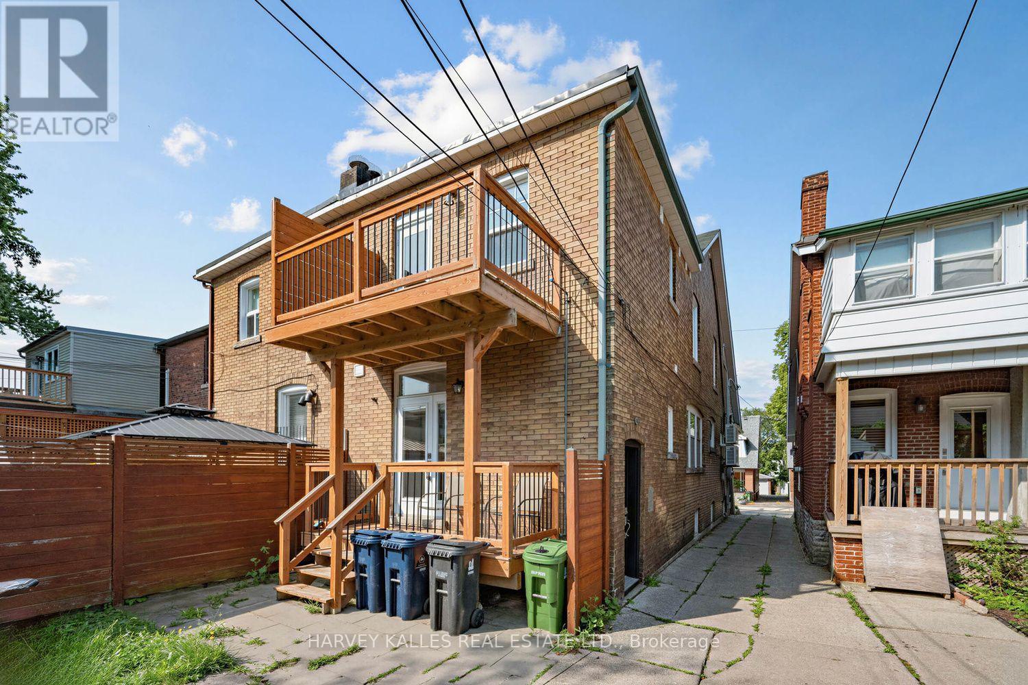 61 Appleton Avenue, Toronto, Ontario M6E 3A4 - Photo 38 - C13824332