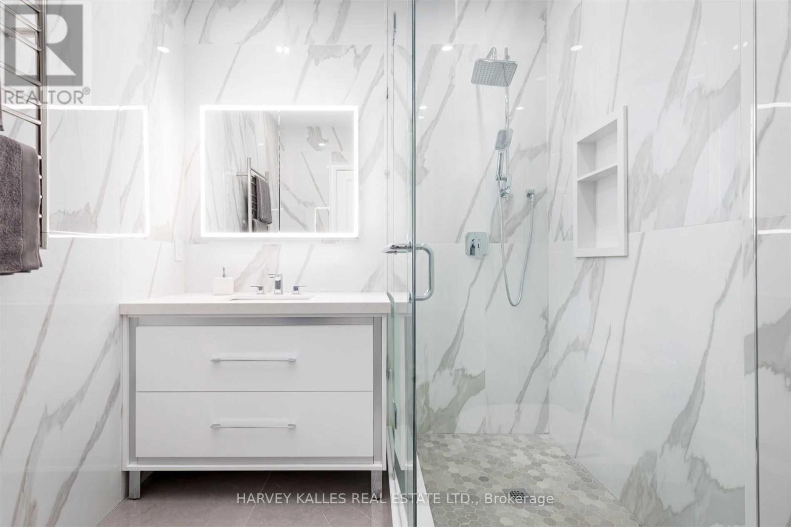 Lower - 51 Alvin Avenue, Toronto, Ontario  M4T 2A8 - Photo 15 - C13826458