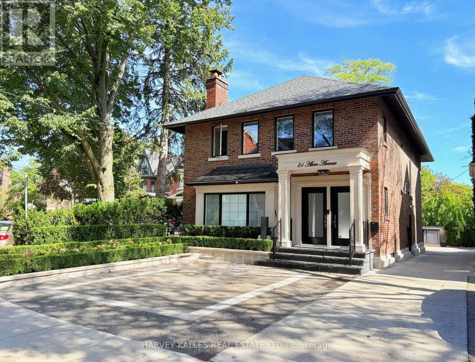 Lower - 51 Alvin Avenue, Toronto, Ontario  M4T 2A8 - Photo 2 - C13826458