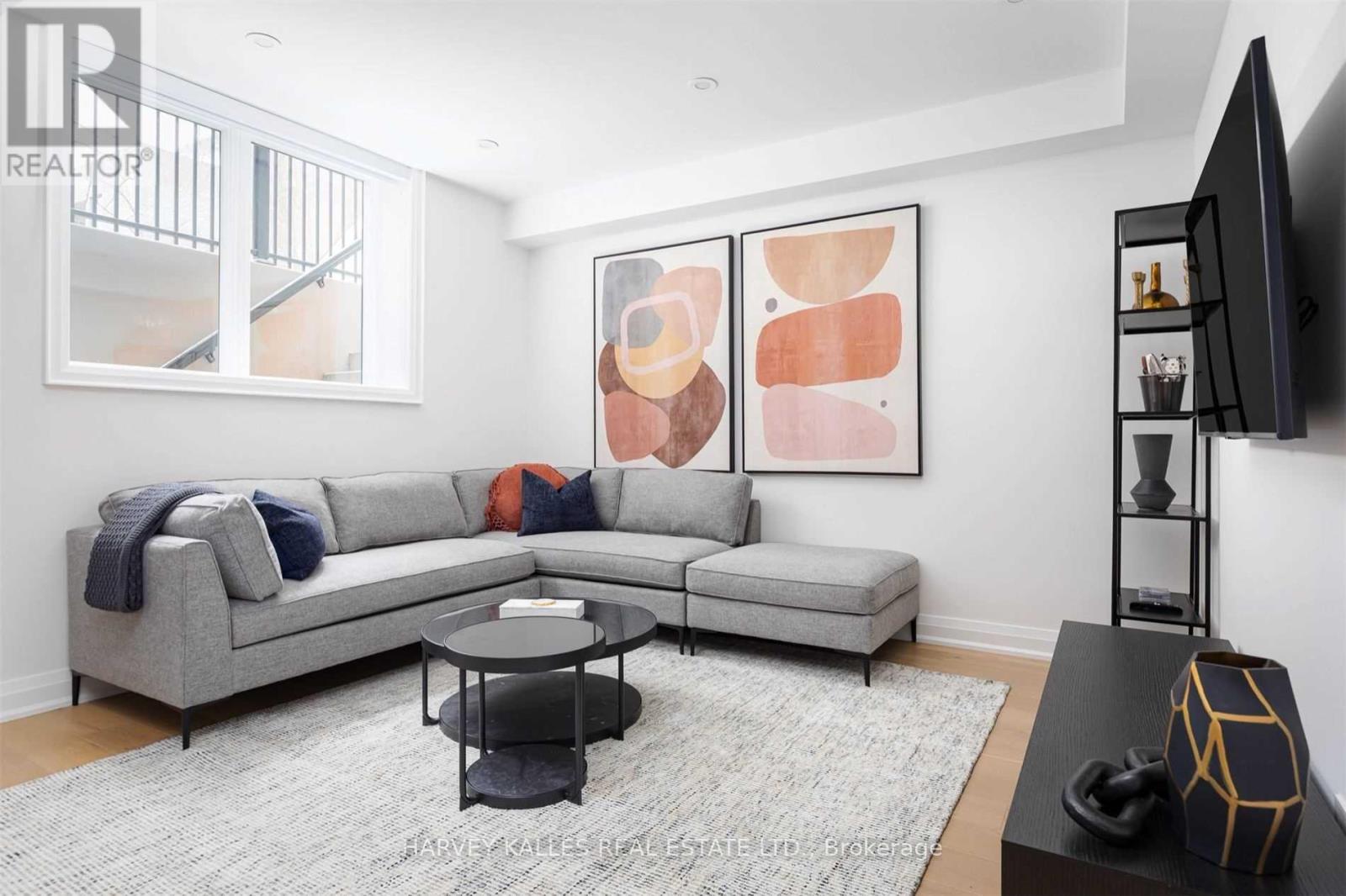 Lower - 51 Alvin Avenue, Toronto, Ontario  M4T 2A8 - Photo 4 - C13826458