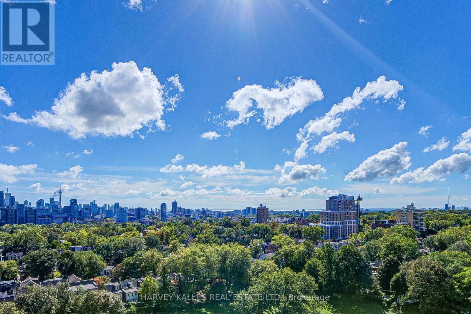 1605 - 63 St. Clair Avenue W, Toronto, Ontario M4V 2Y9 - Photo 45 - C13826552