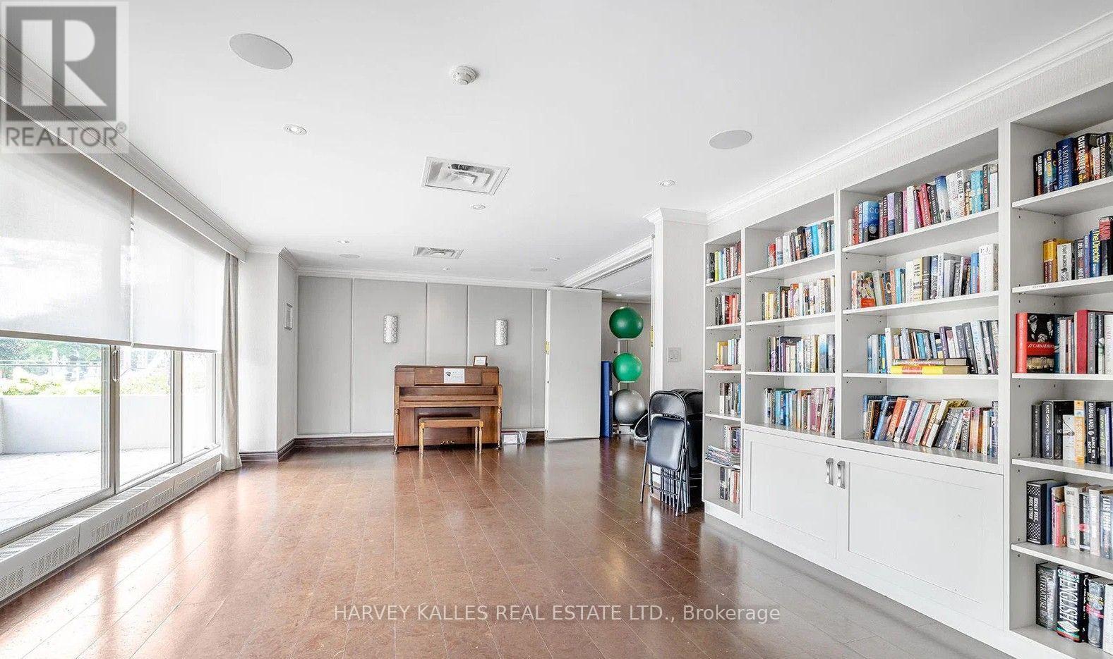 1605 - 63 St. Clair Avenue W, Toronto, Ontario M4V 2Y9 - Photo 49 - C13826552