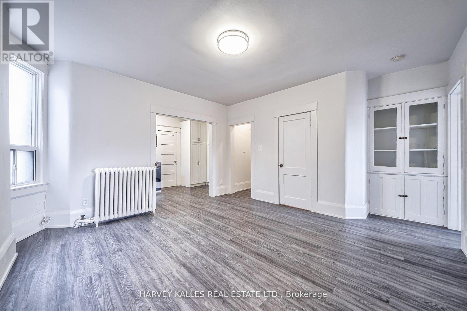 1 - 1072 St Clair Avenue W, Toronto, Ontario M6E 3H3 - Photo 11 - C13827440