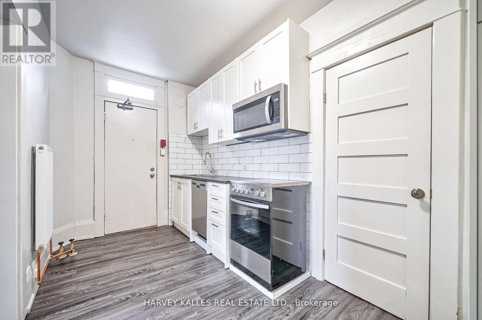 1 - 1072 St Clair Avenue W, Toronto, Ontario M6E 3H3 - Photo 13 - C13827440