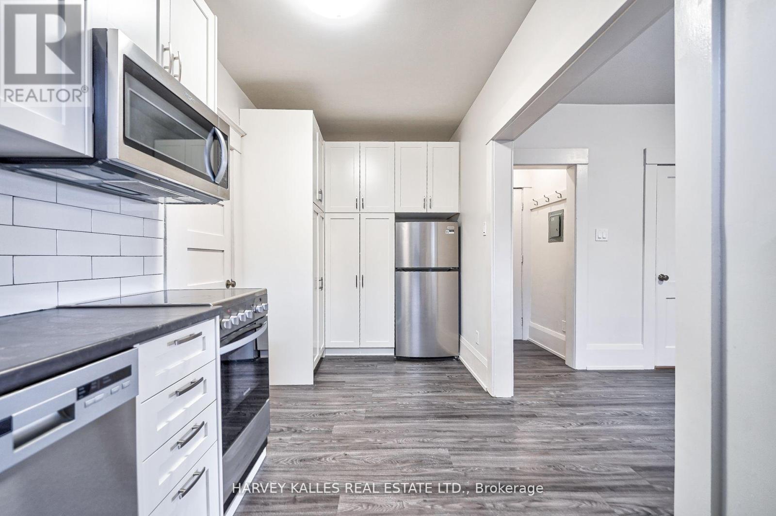 1 - 1072 St Clair Avenue W, Toronto, Ontario M6E 3H3 - Photo 15 - C13827440