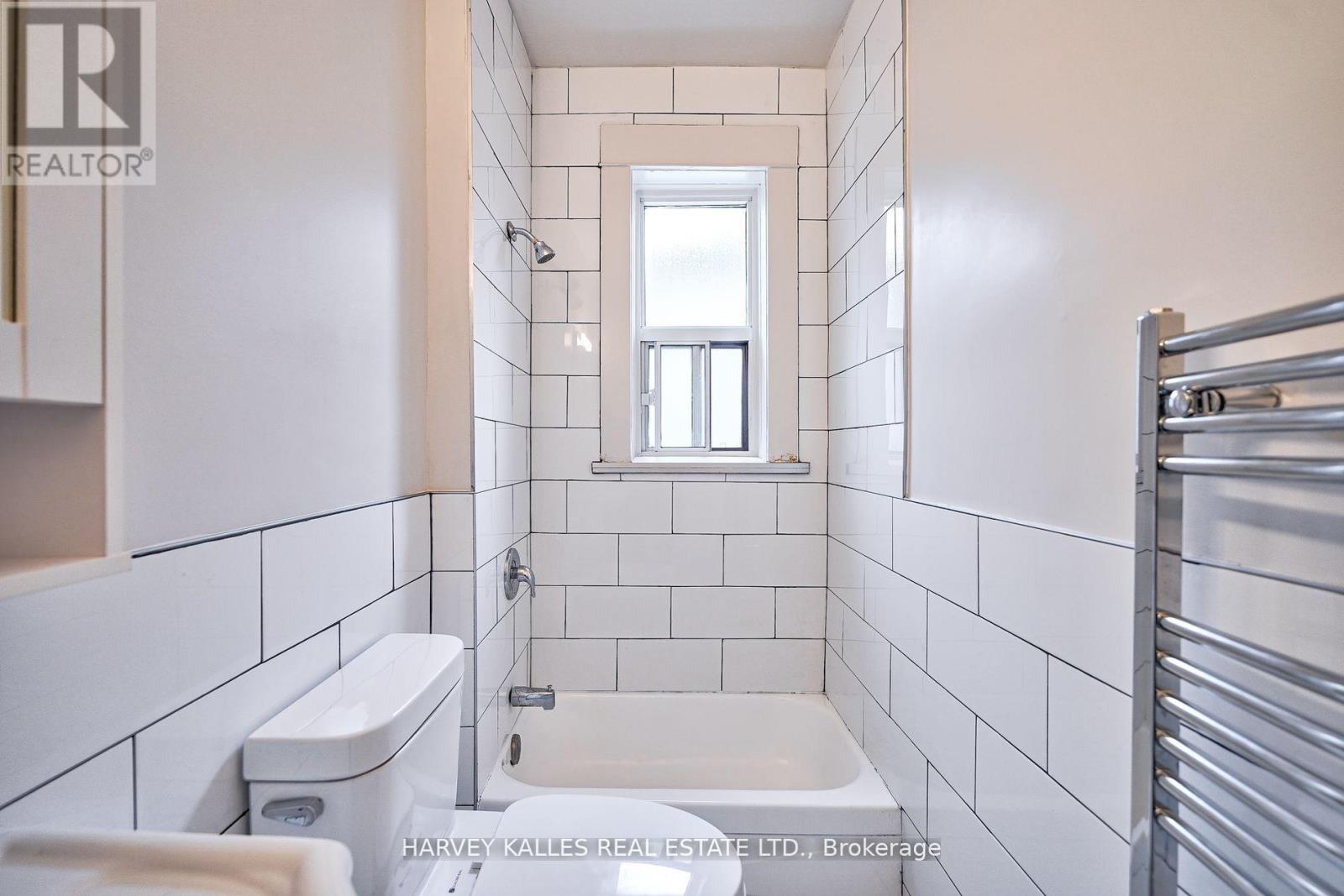 1 - 1072 St Clair Avenue W, Toronto, Ontario M6E 3H3 - Photo 17 - C13827440