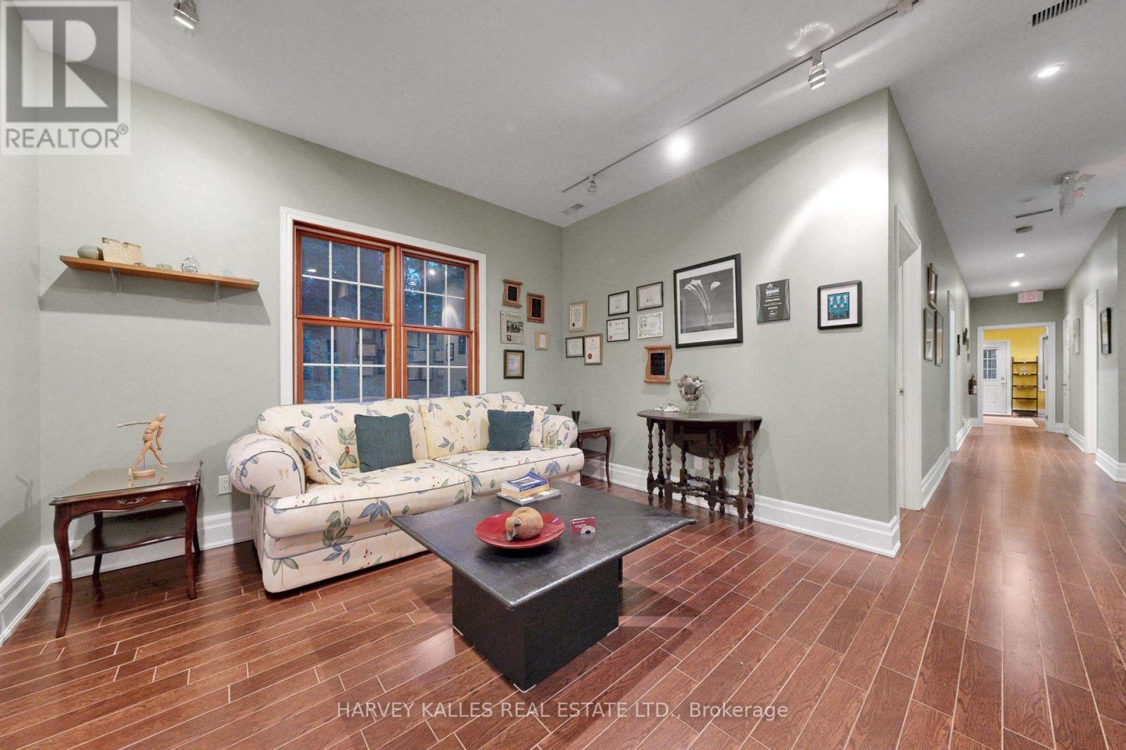 11084 Fifth Line, Milton, Ontario N0B 2K0 - Photo 2 - W13828246
