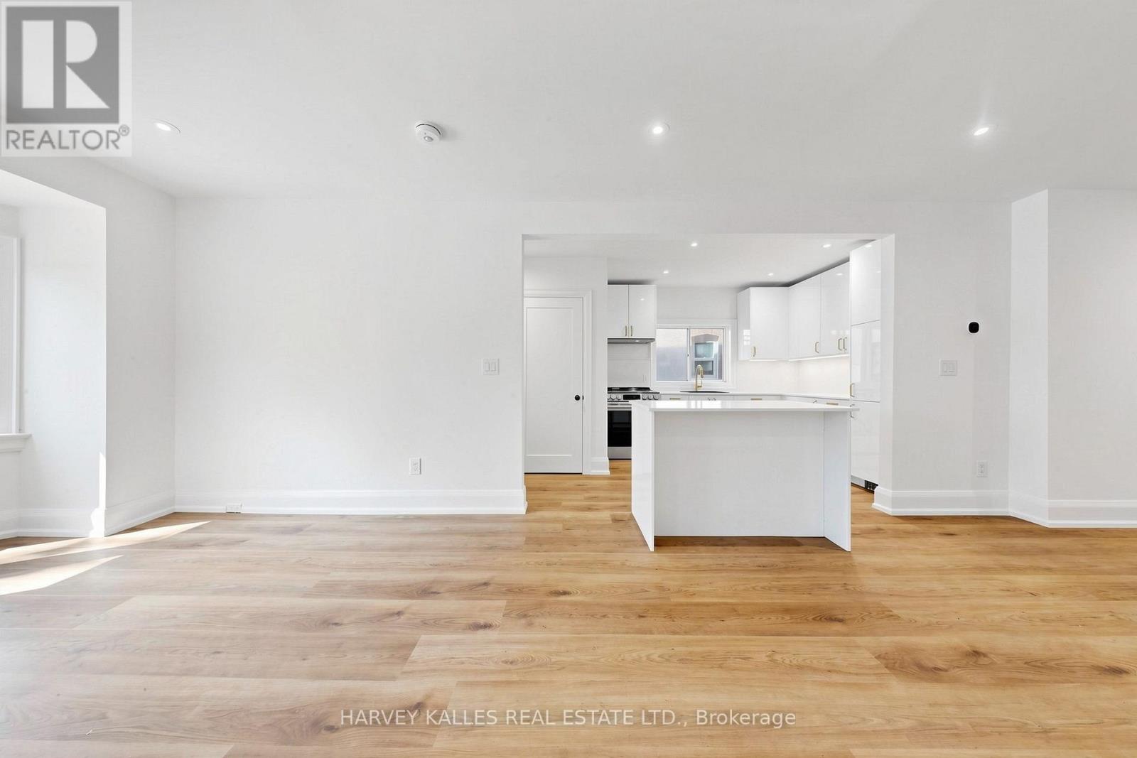 Main - 7 Tullis Drive, Toronto, Ontario M4S 2E2 - Photo 13 - C13828580