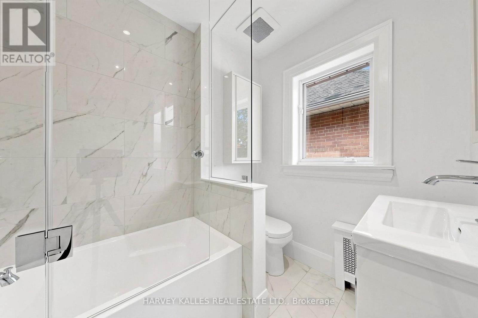 Main - 7 Tullis Drive, Toronto, Ontario M4S 2E2 - Photo 33 - C13828580