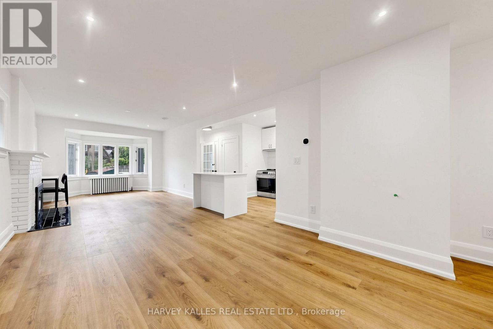 Main - 7 Tullis Drive, Toronto, Ontario M4S 2E2 - Photo 9 - C13828580