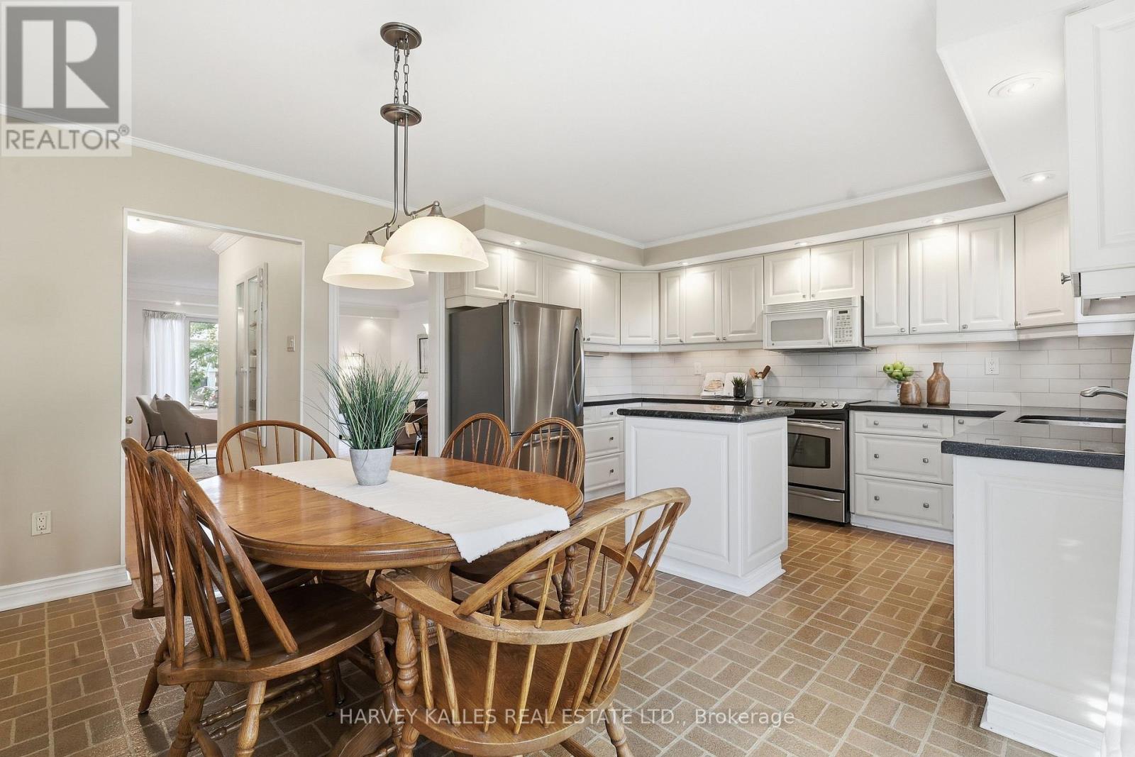 310 Newlove Drive, Caledon, Ontario  L7E 1Z6 - Photo 12 - W13828962