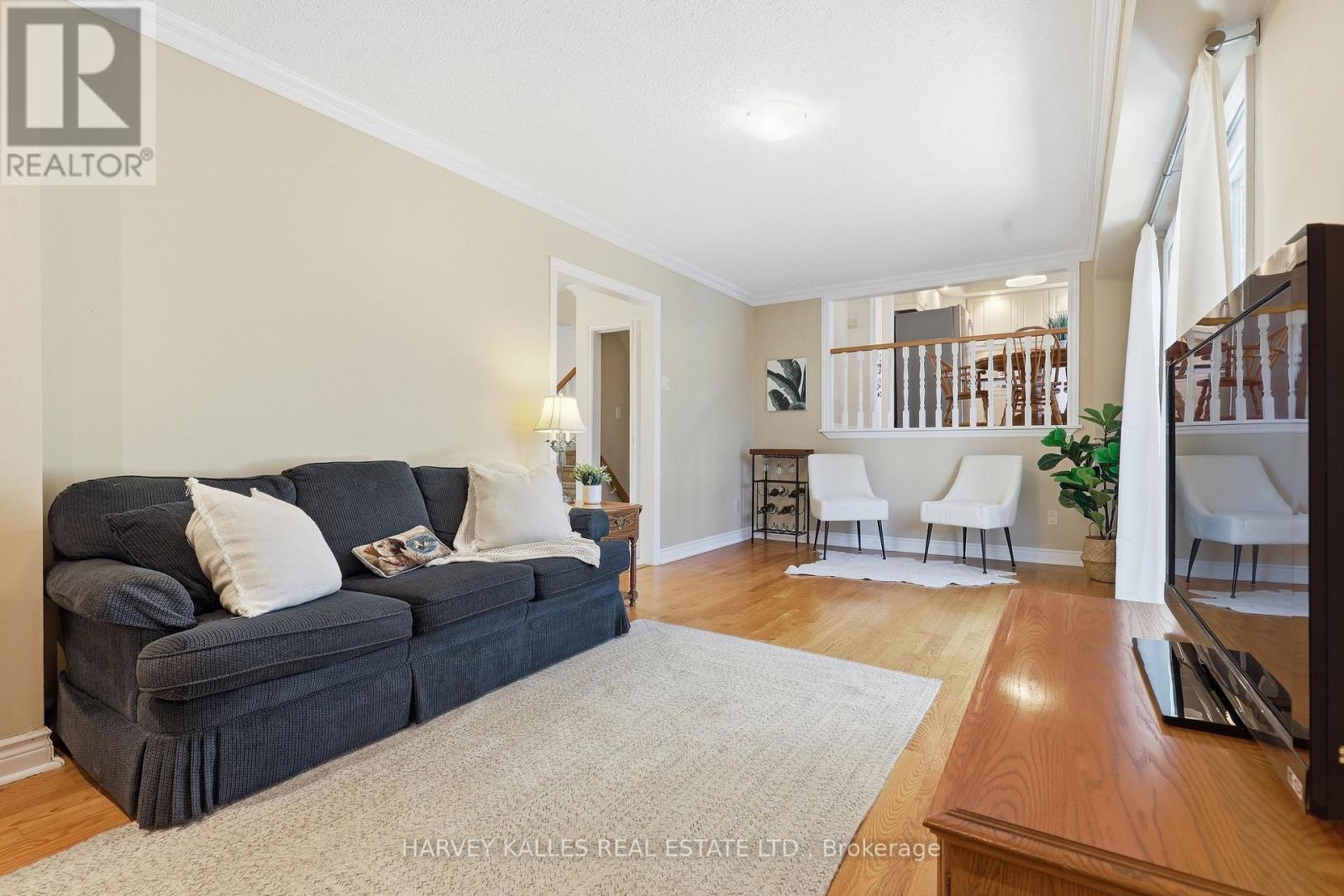 310 Newlove Drive, Caledon, Ontario  L7E 1Z6 - Photo 7 - W13828962