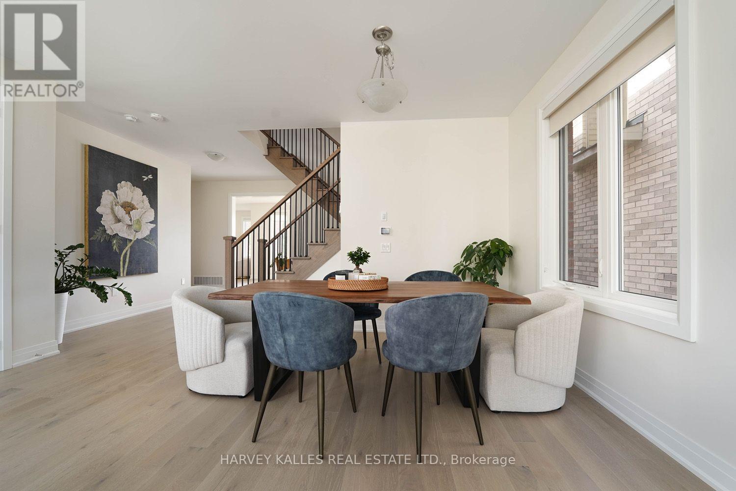 Main Floor - 253 Seaview Heights, East Gwillimbury, Ontario L9N 0Z1 - Photo 7 - N13830440