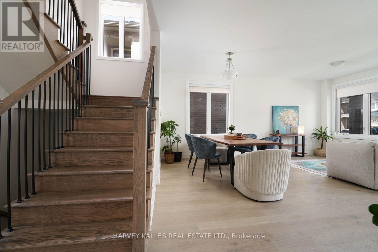 Main Floor - 253 Seaview Heights, East Gwillimbury, Ontario L9N 0Z1 - Photo 9 - N13830440