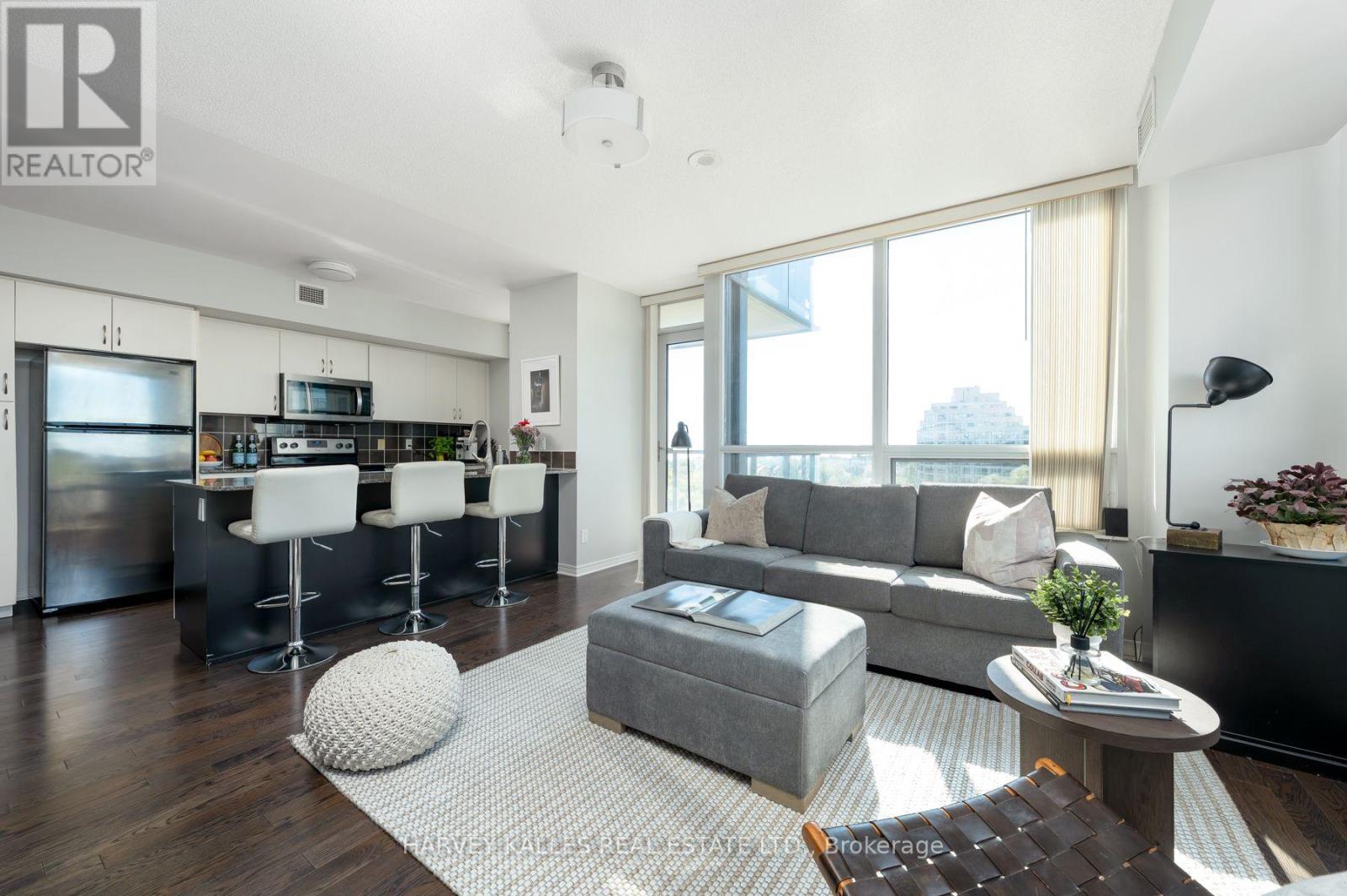 602 - 2230 Lake Shore Boulevard W, Toronto, Ontario  M8V 0B2 - Photo 2 - W13831358