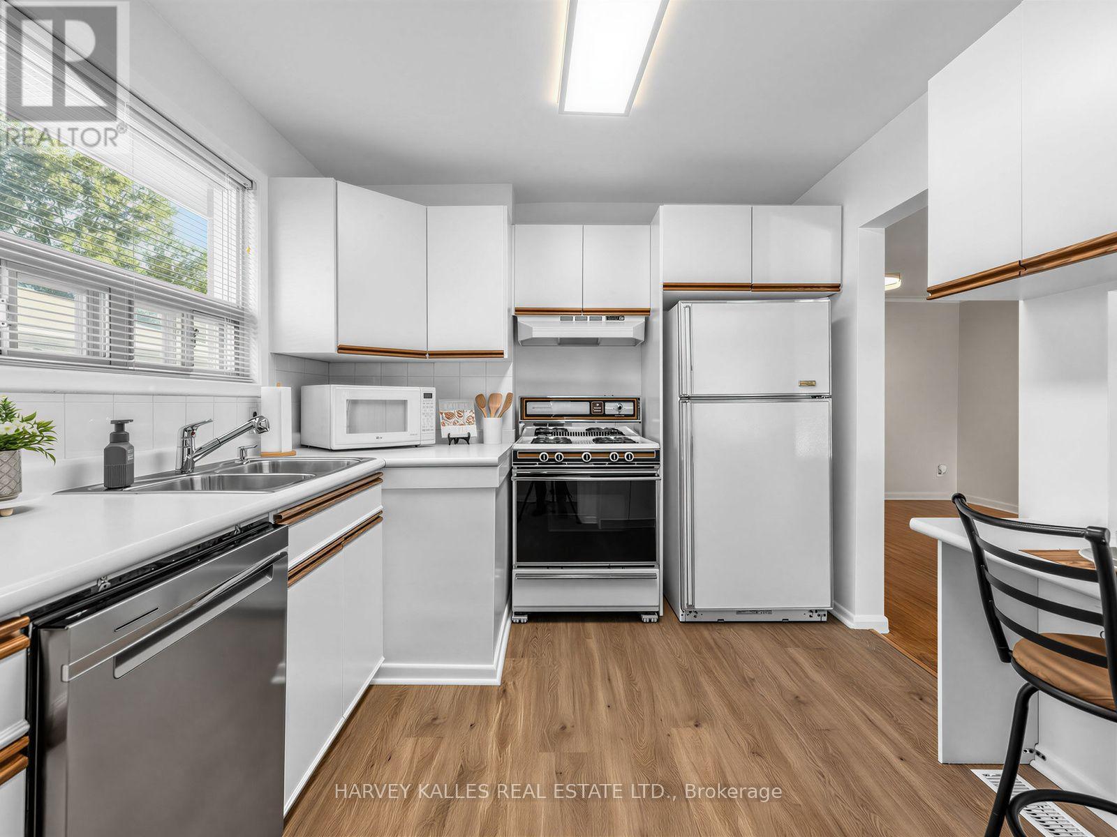 70 Pintail Crescent, Toronto, Ontario M3A 2Y7 - Photo 12 - C13834054
