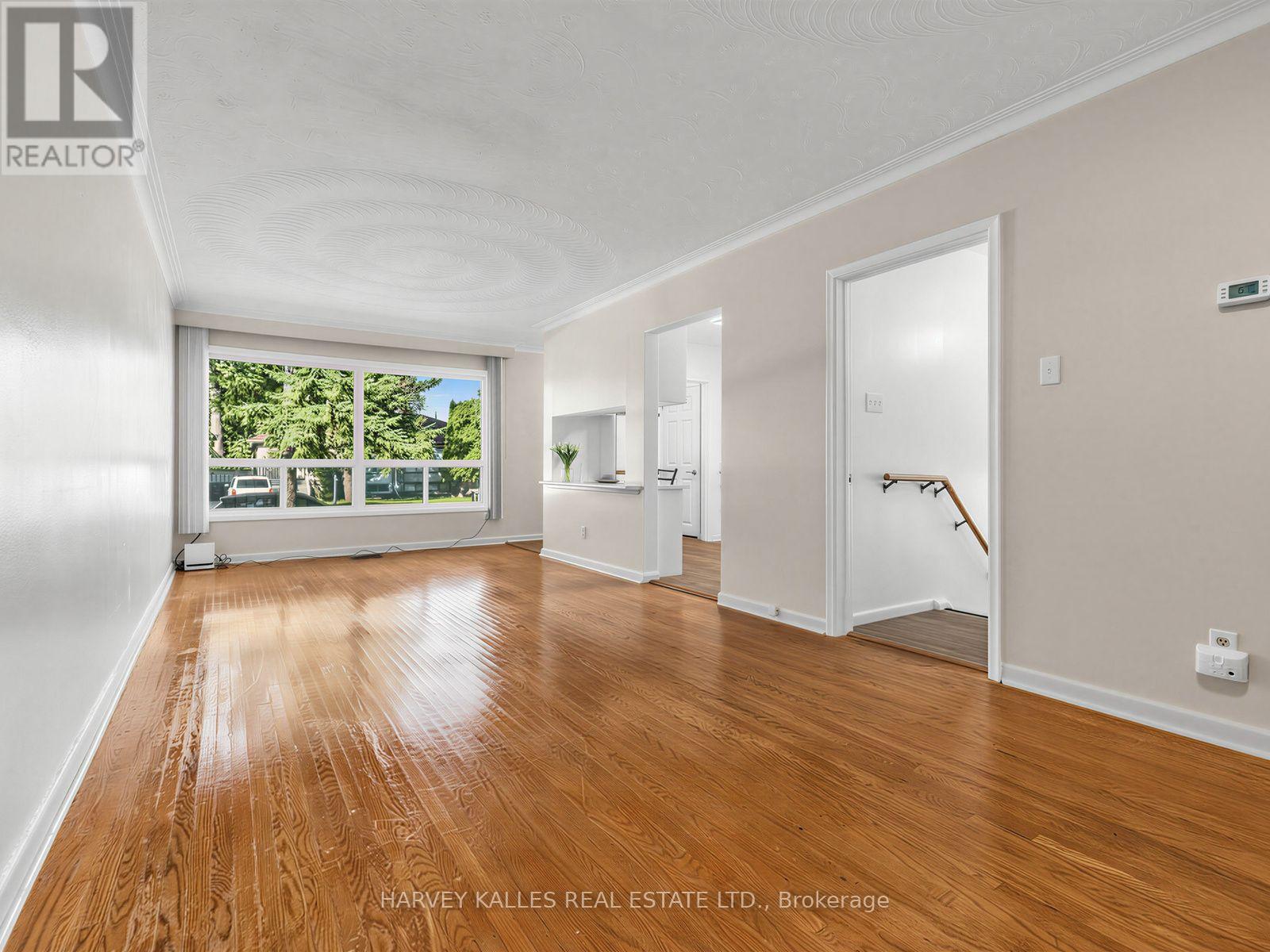 70 Pintail Crescent, Toronto, Ontario M3A 2Y7 - Photo 8 - C13834054
