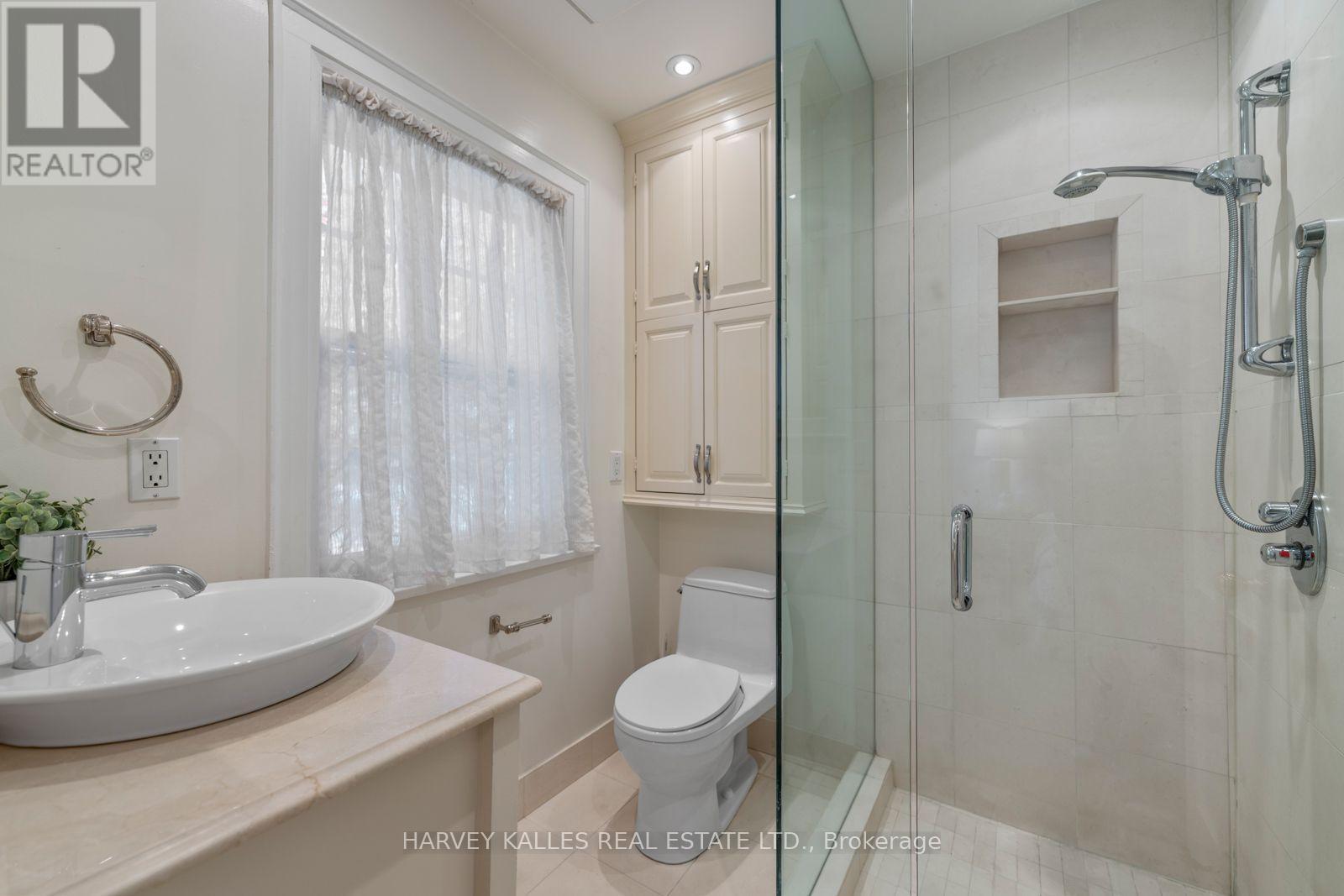 55 Wembley Road, Toronto, Ontario M6C 2G1 - Photo 25 - C13834500