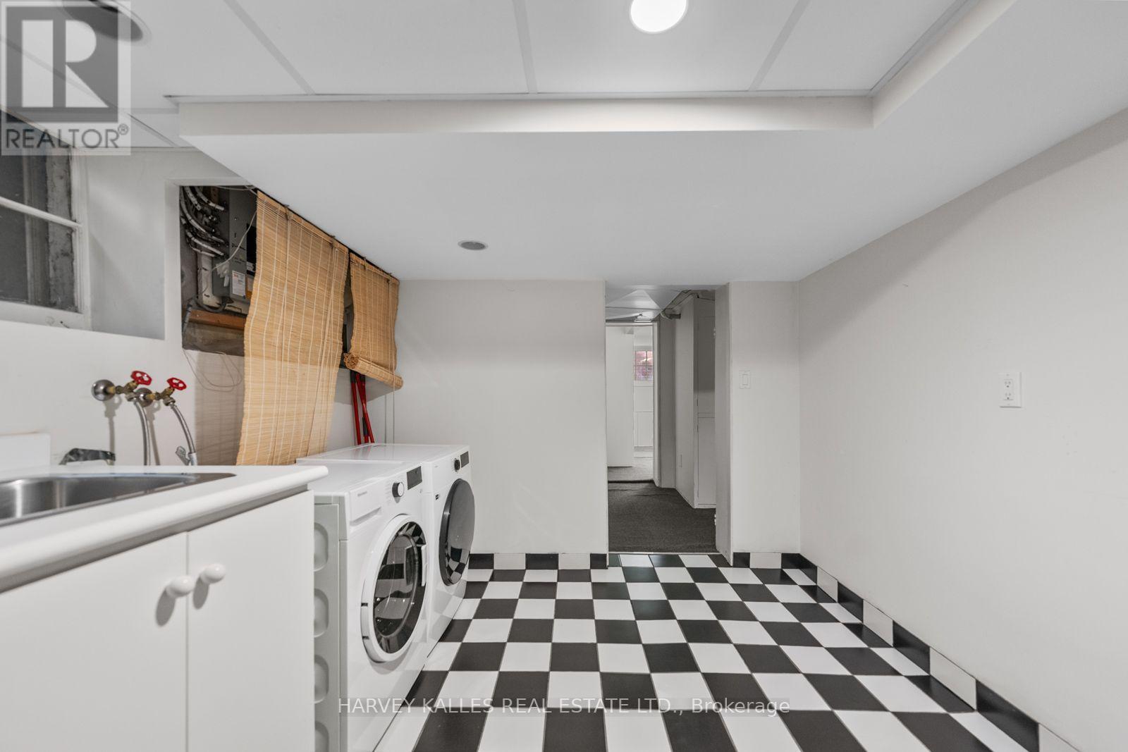55 Wembley Road, Toronto, Ontario M6C 2G1 - Photo 26 - C13834500