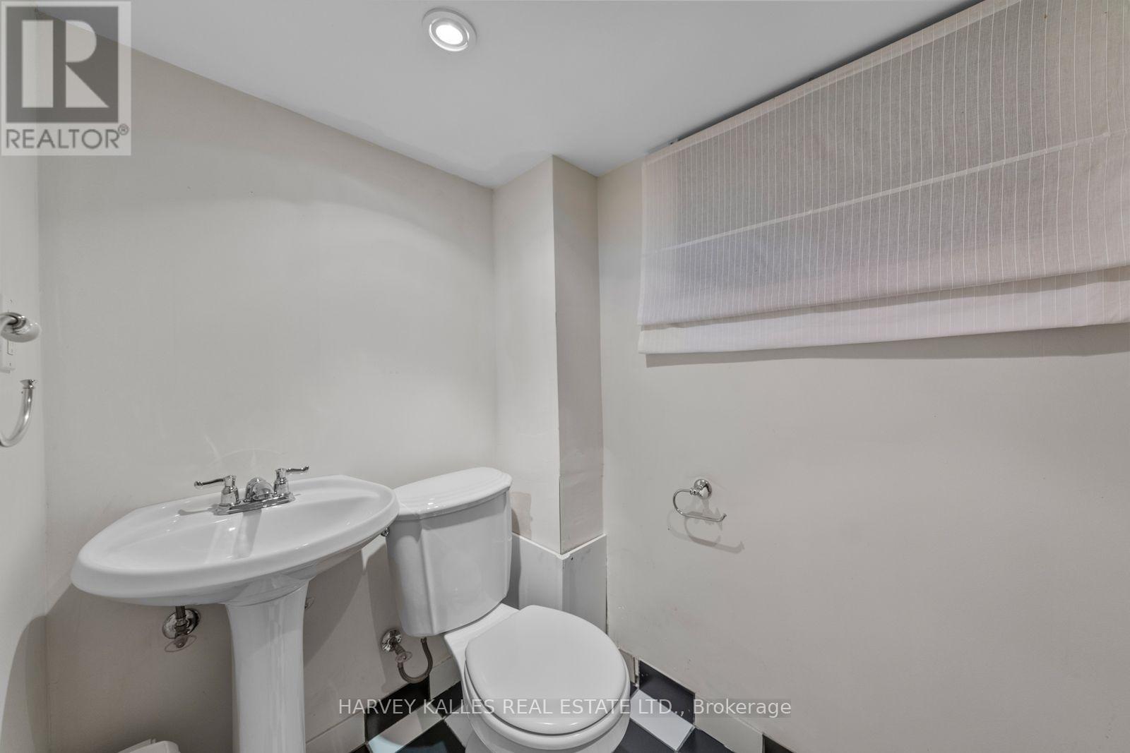 55 Wembley Road, Toronto, Ontario M6C 2G1 - Photo 29 - C13834500