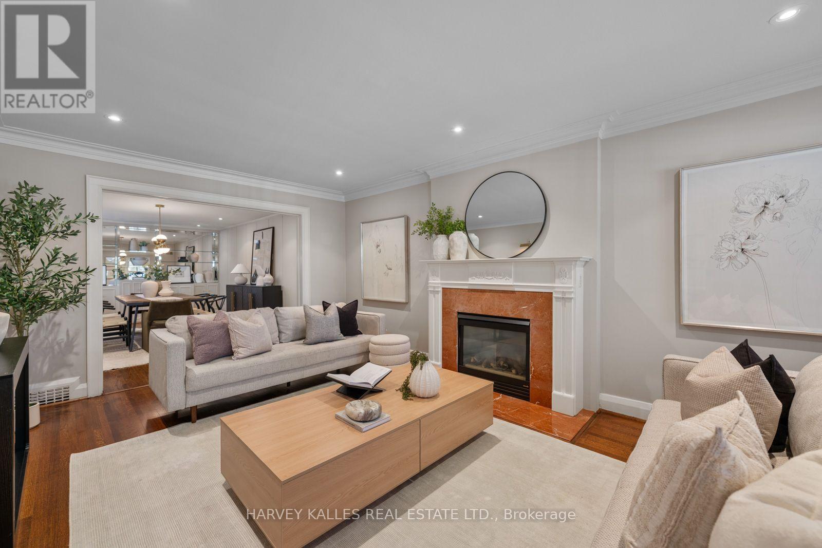 55 Wembley Road, Toronto, Ontario M6C 2G1 - Photo 4 - C13834500