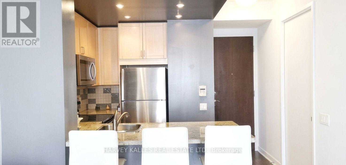 1603 - 85 Bloor Street E, Toronto, Ontario  M4W 3Y1 - Photo 4 - C13836004