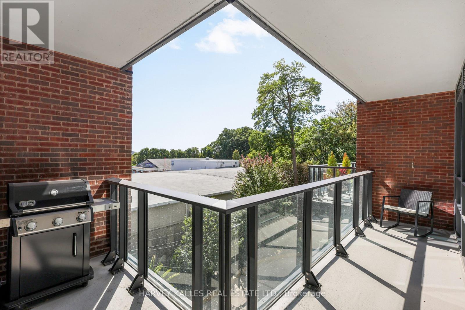 401 - 3 Southvale Drive, Toronto, Ontario M4G 1G1 - Photo 32 - C13838734