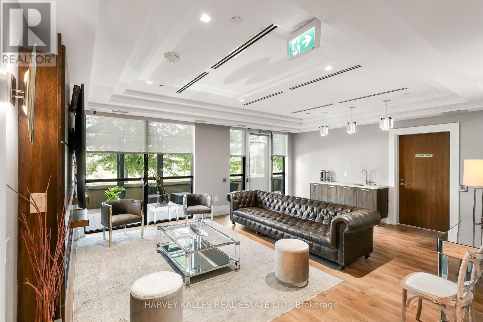 401 - 3 Southvale Drive, Toronto, Ontario M4G 1G1 - Photo 35 - C13838734
