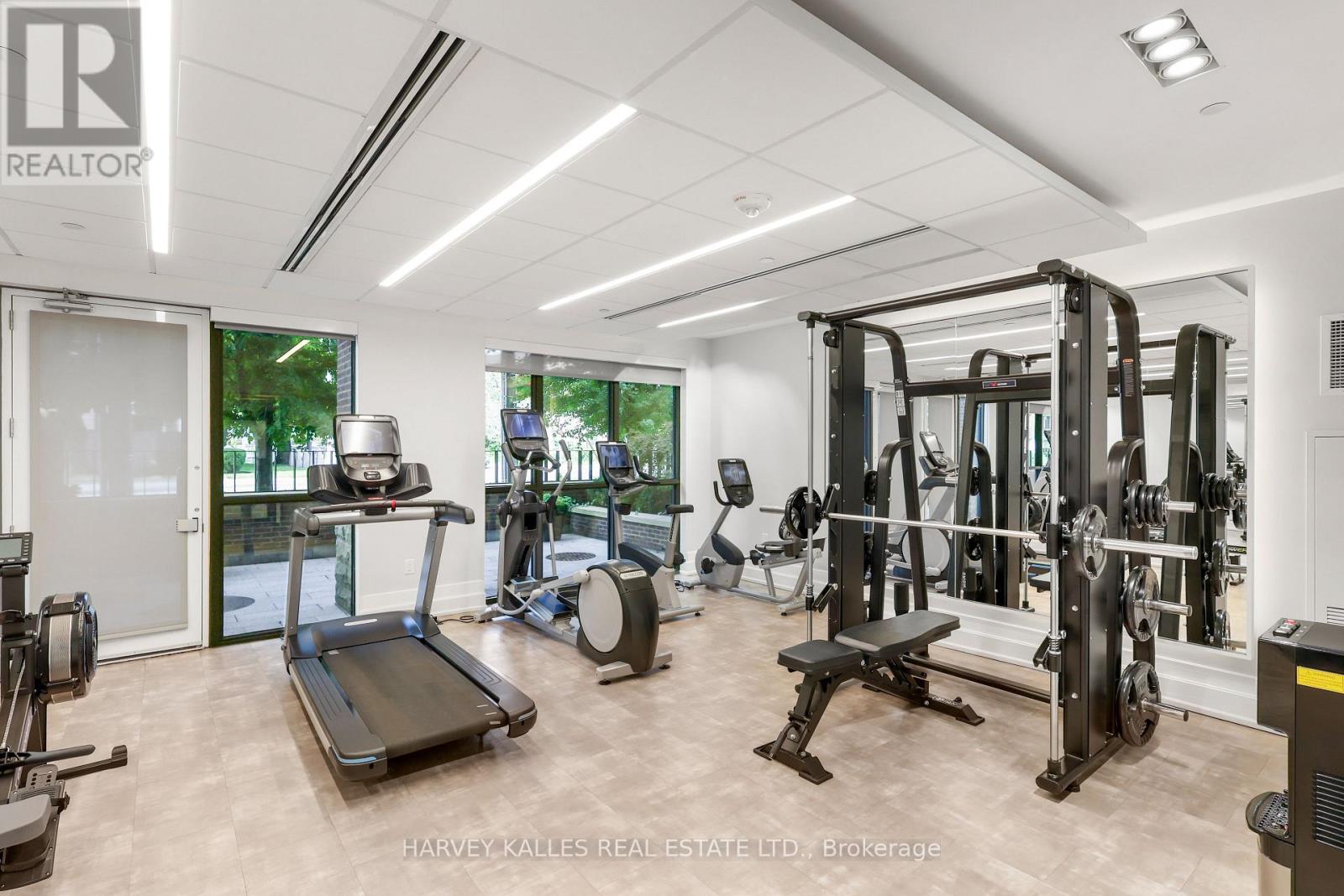 401 - 3 Southvale Drive, Toronto, Ontario M4G 1G1 - Photo 37 - C13838734
