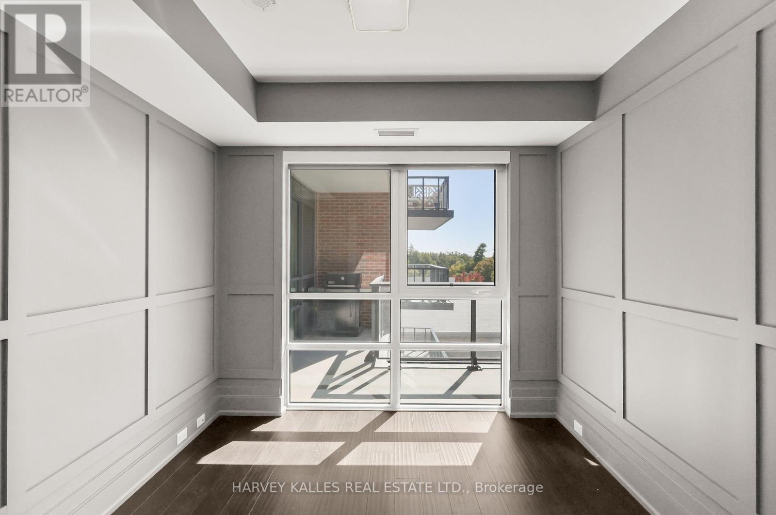 401 - 3 Southvale Drive, Toronto, Ontario M4G 1G1 - Photo 4 - C13838734