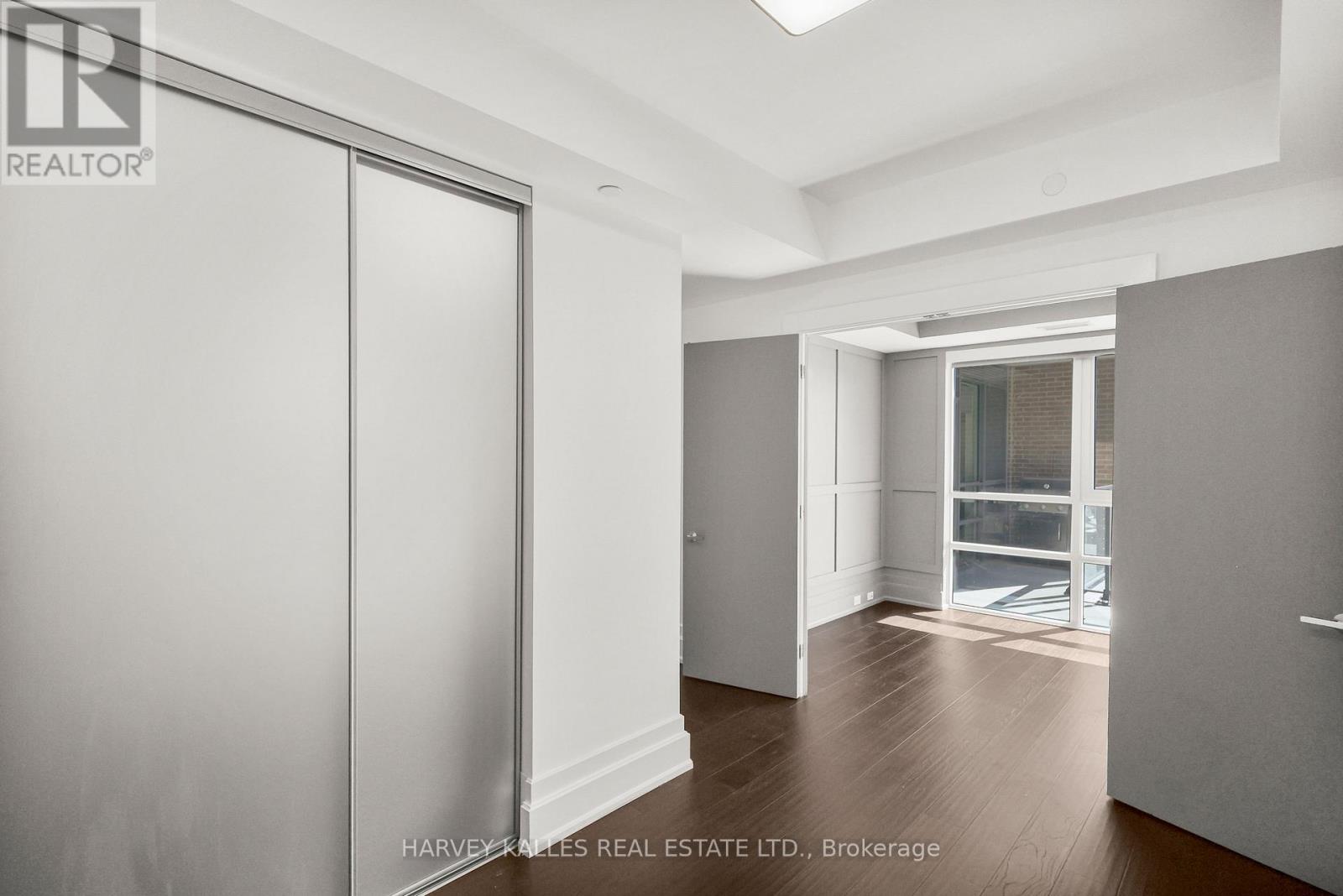 401 - 3 Southvale Drive, Toronto, Ontario M4G 1G1 - Photo 5 - C13838734