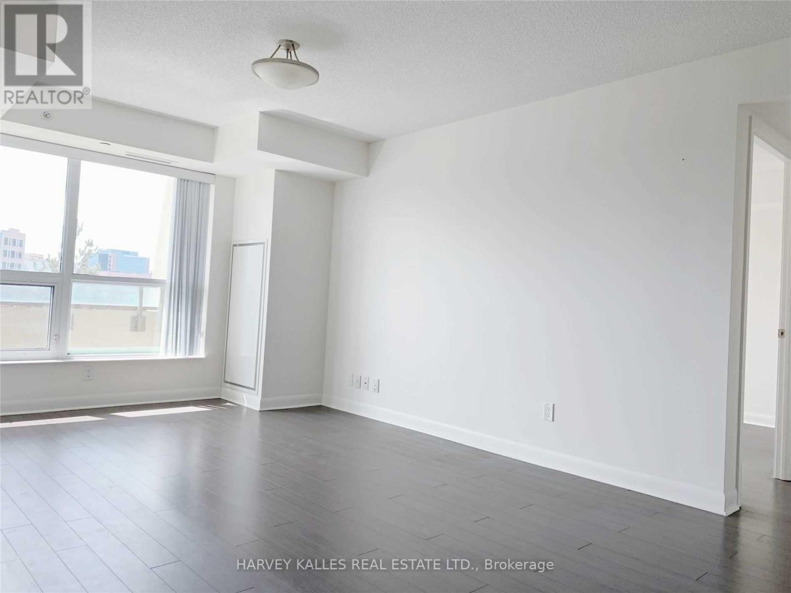 216 - 75 Norman Bethune Avenue, Richmond Hill, Ontario  L4B 0B6 - Photo 5 - N13838738
