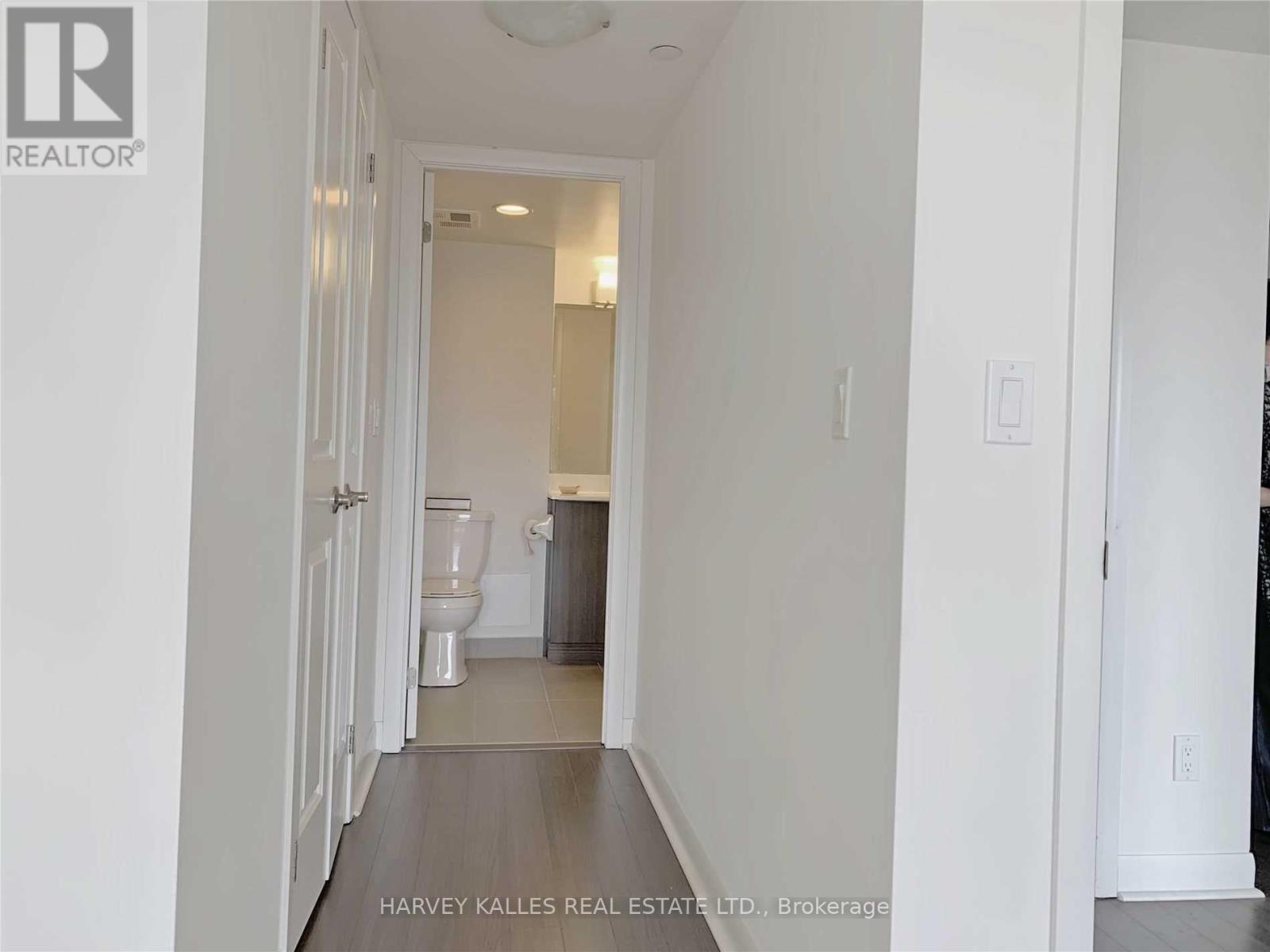 216 - 75 Norman Bethune Avenue, Richmond Hill, Ontario  L4B 0B6 - Photo 8 - N13838738